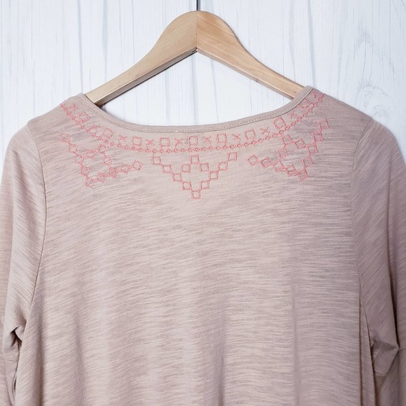 Umgee Embroidered V-Neck Button Front Tunic Bell Sleeve Small - Picture 10 of 10